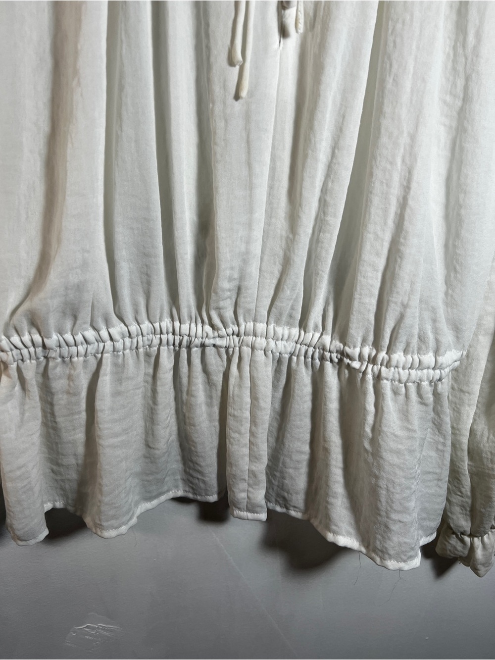H&M Ruffled Top - Picture 5 of 5